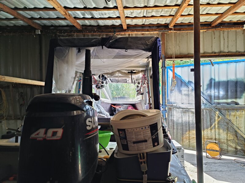 Barca cabinata Mikro 540